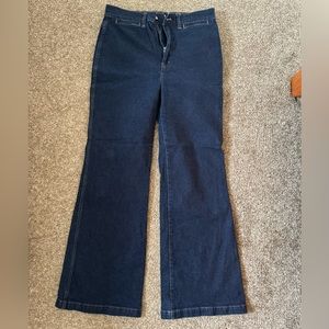 Madewell 11” High Rise Flare jeans, size 30, dark blue wash